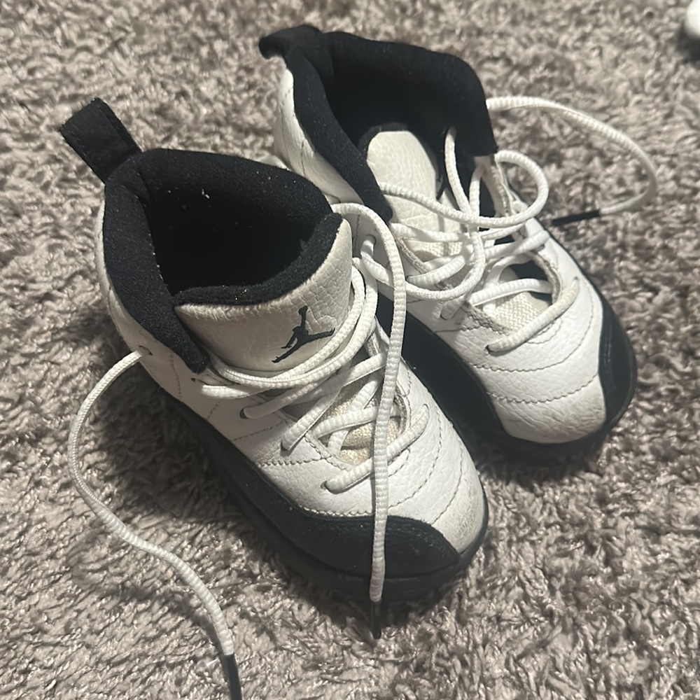 Jordans Taxi 12s